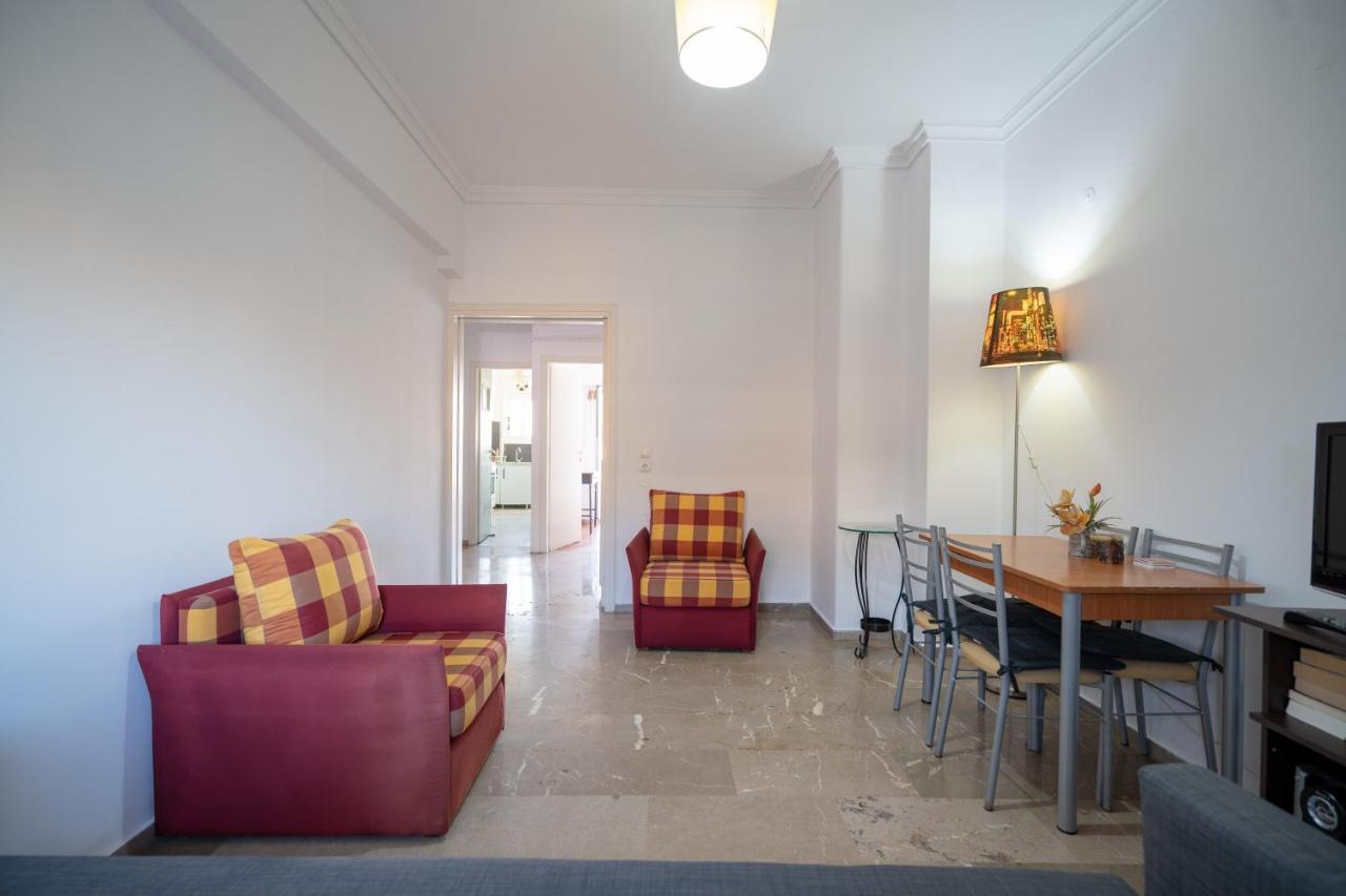 Dimotiko Theatro Metro St. 1 Bedroom 4 Pers. Flat Pireus Exteriör bild