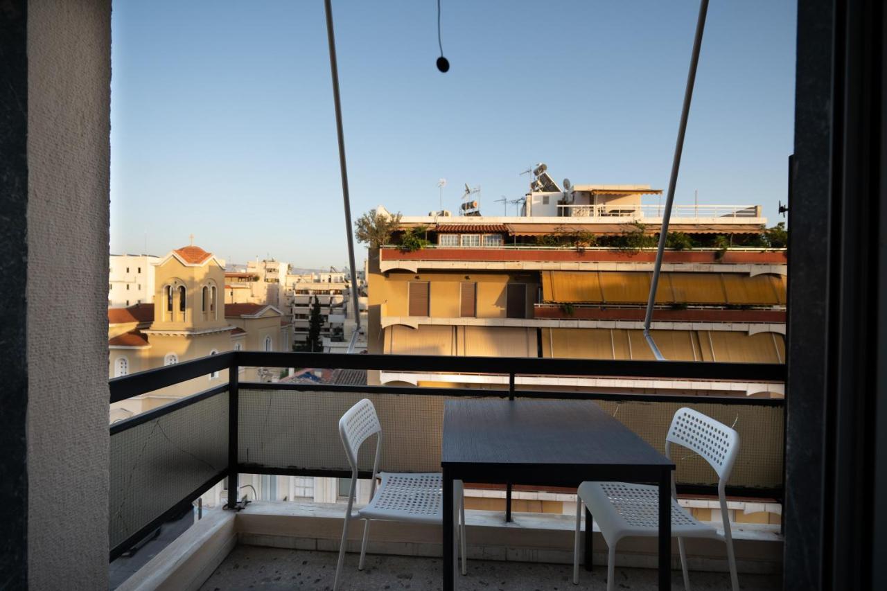 Dimotiko Theatro Metro St. 1 Bedroom 4 Pers. Flat Pireus Exteriör bild