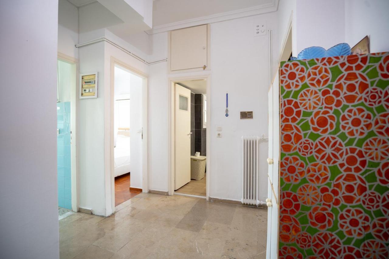 Dimotiko Theatro Metro St. 1 Bedroom 4 Pers. Flat Pireus Exteriör bild